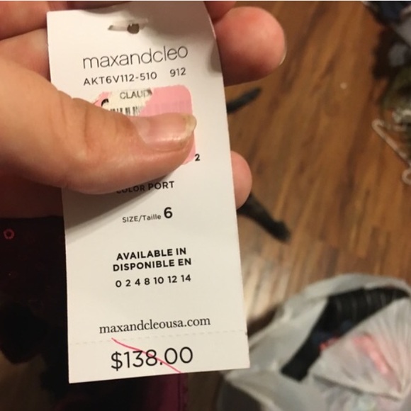 •Max&Cleo gold sequined cocktail dress• - Picture 3 of 3